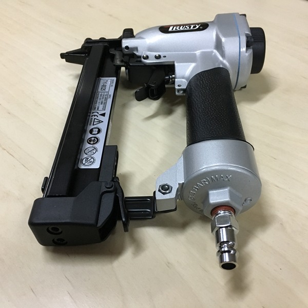 Скобозабивной пистолет Trusty TYI-9025