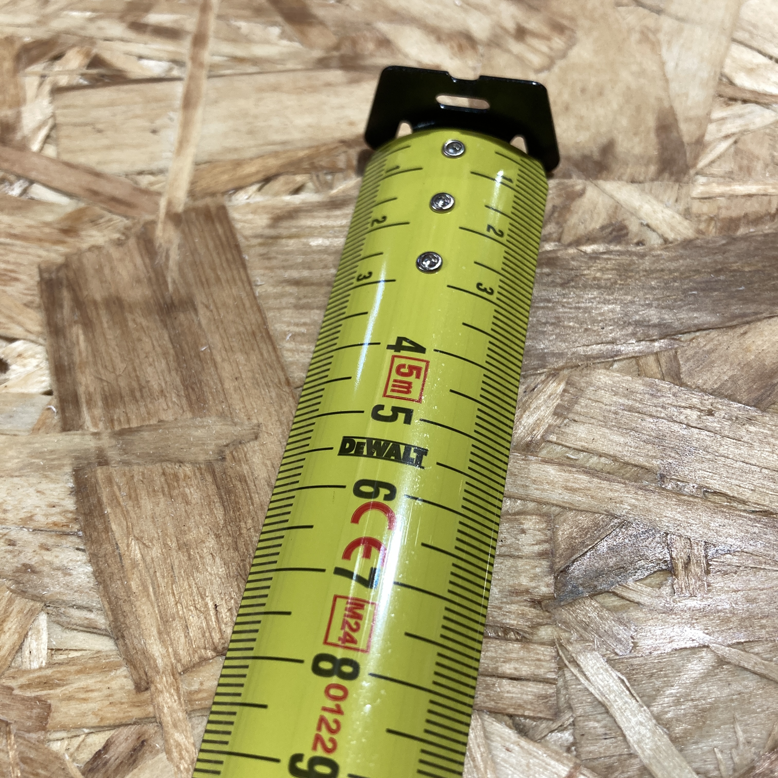 Рулетка DeWalt TOUGH TAPE 5м х 32мм
