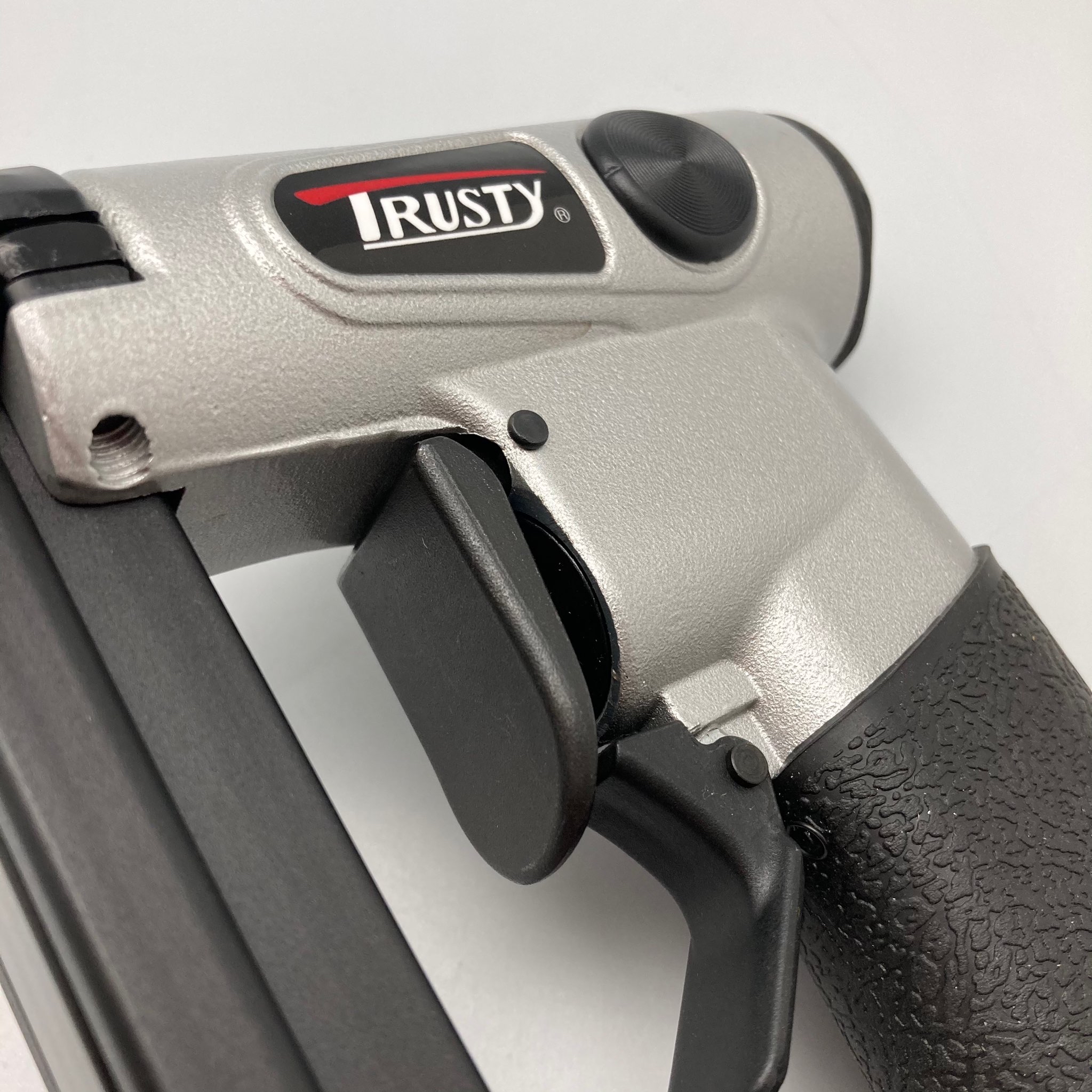 Пневматический степлер с длинными носом Trusty TYI-80/16SLN