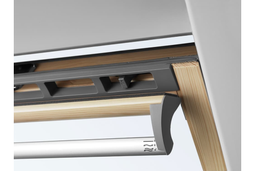 Окно мансардное VELUX GGL 3068 55х78 (двухкамерное, ручка сверху)