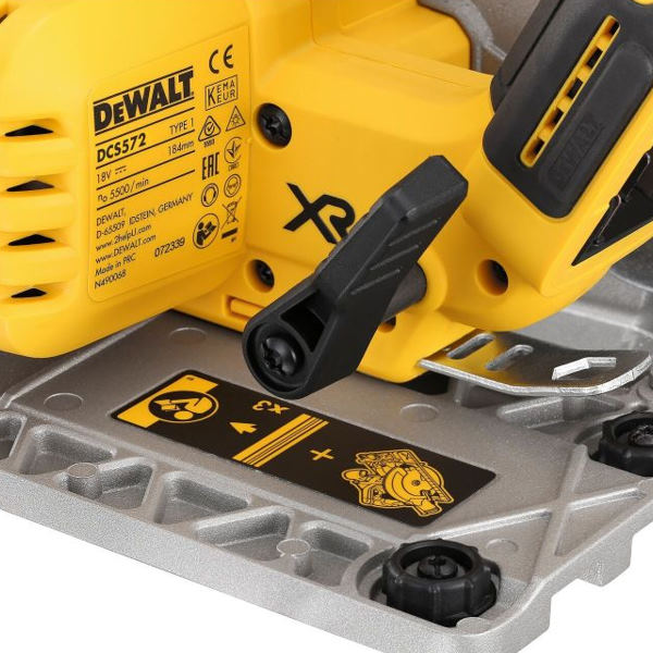 Аккумуляторная дисковая пила DeWalt DCS572NT-XJ