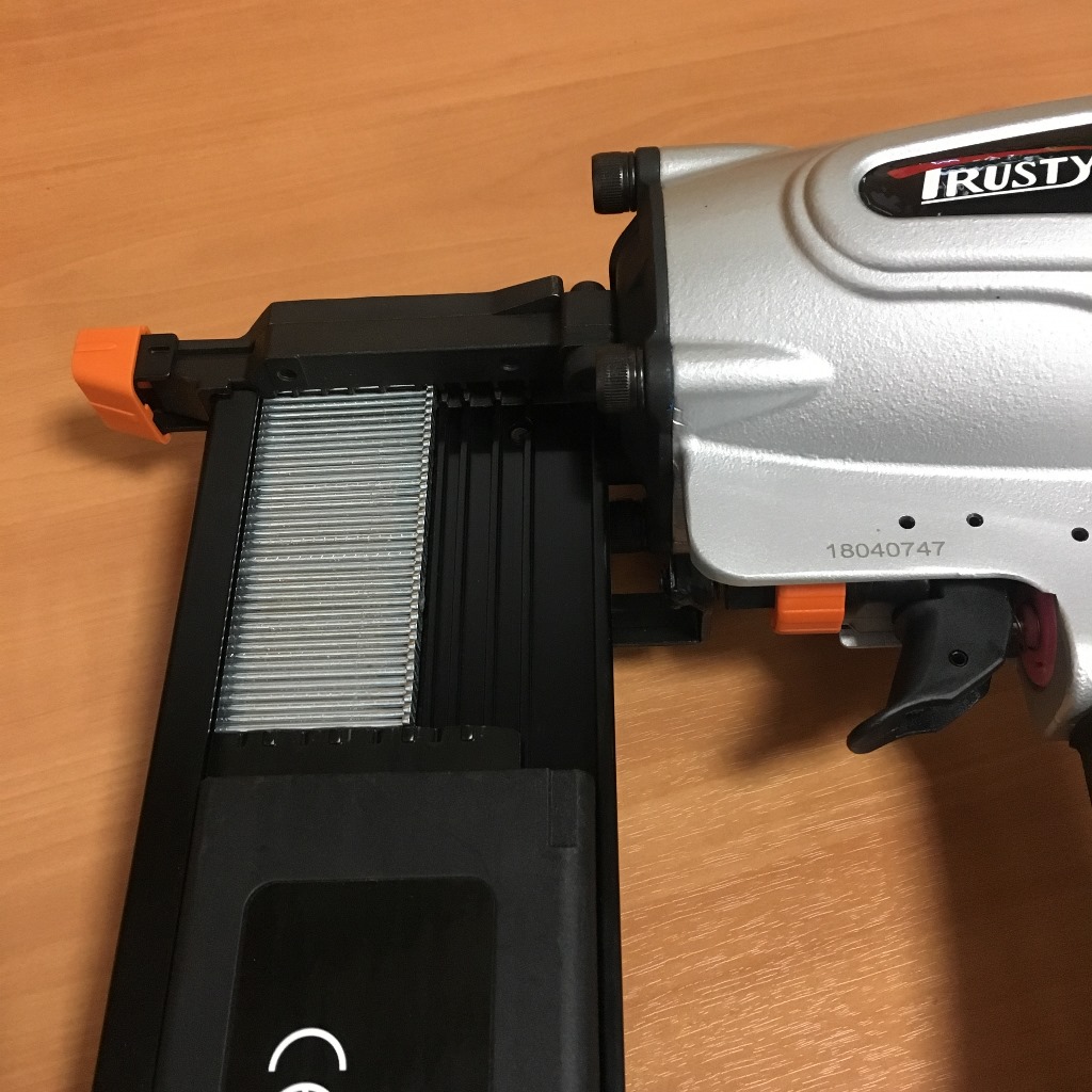 Нейлер по бетону и металлу Trusty TCSN-2.5/75