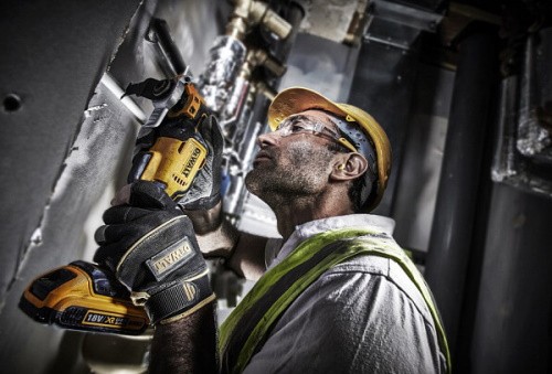 Аккумуляторный реноватор DeWalt DCS356N