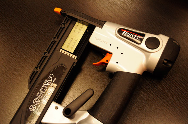 Шпилькозабивной пистолет Trusty TMTN-2345S