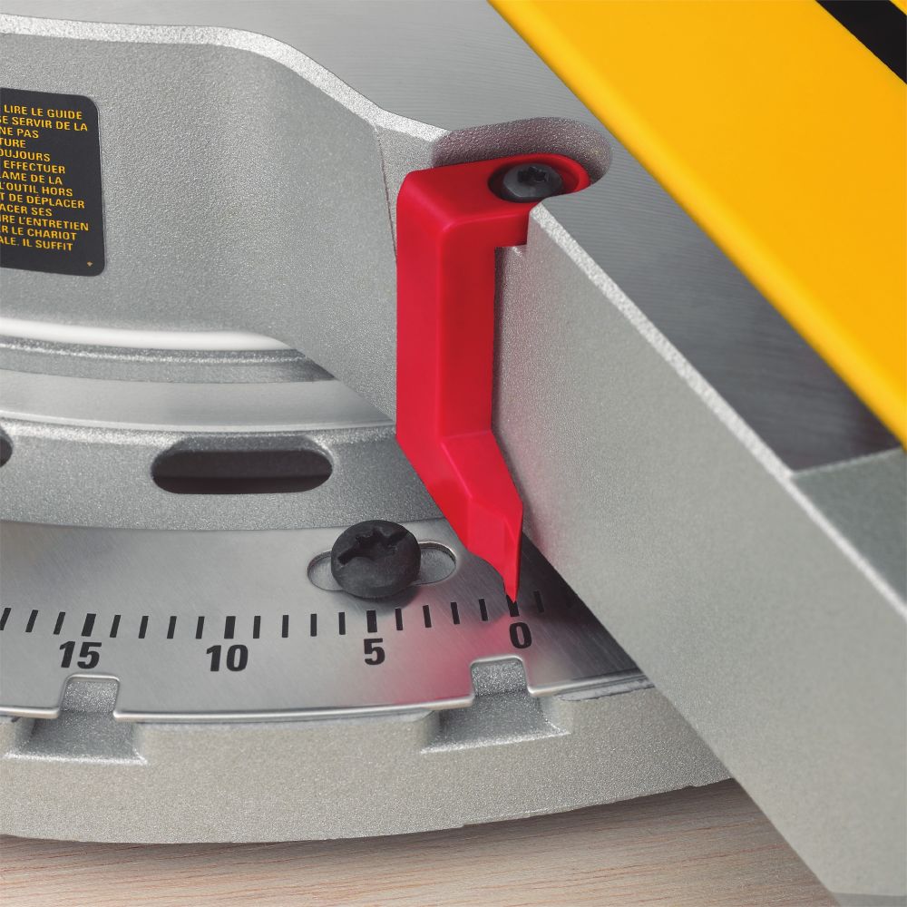 Торцовочная пила DeWalt DWS780
