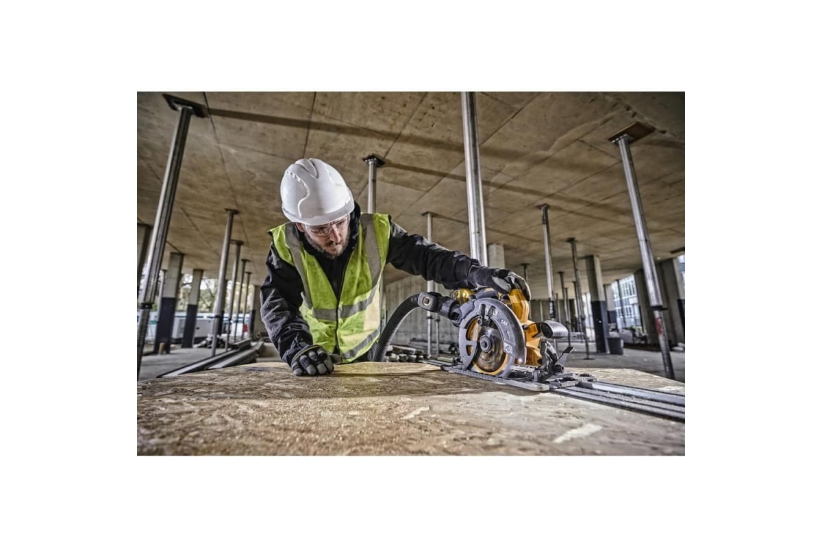 Аккумуляторная дисковая пила DeWalt DCS579N-XJ