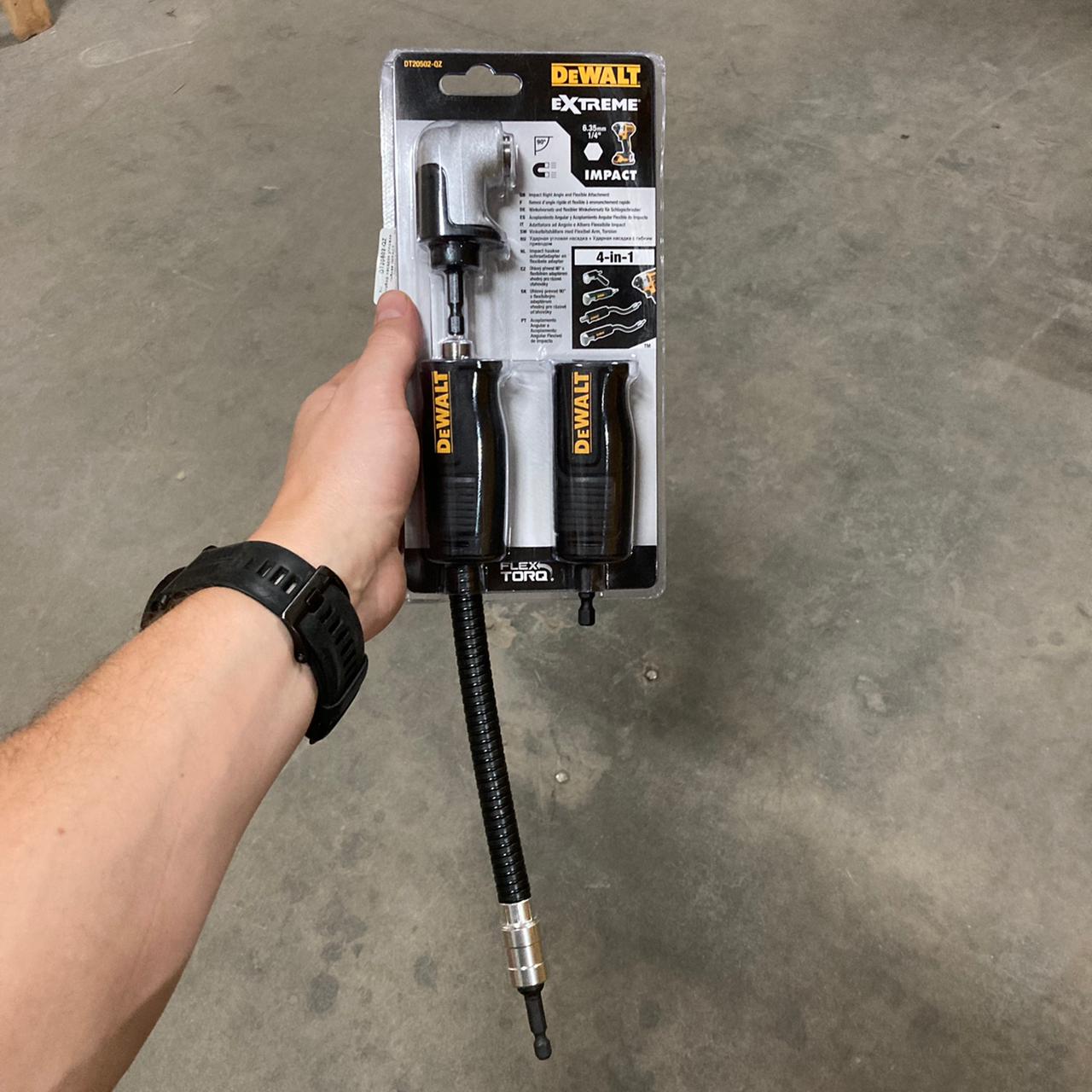 Угловая насадка c гибким подводом DeWALT IMPACT 4-in-1 DT20502