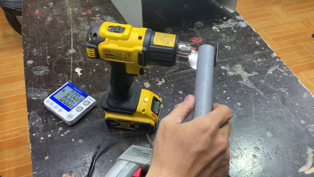 Аккумуляторный фен DeWALT DCE530N