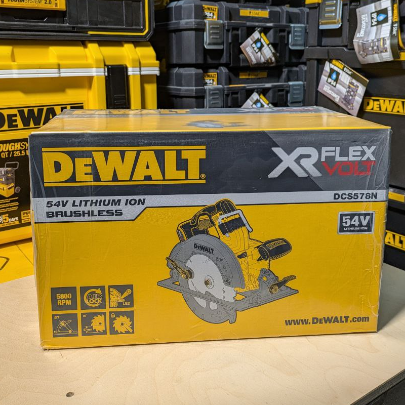 Аккумуляторная дисковая пила DeWalt DCS578N-XJ
