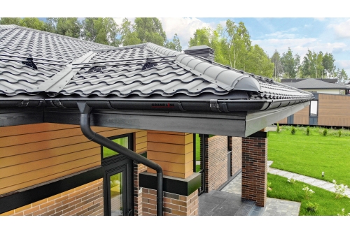 Снегозадержатель трубчатый Grand Line RAL 9005 3м