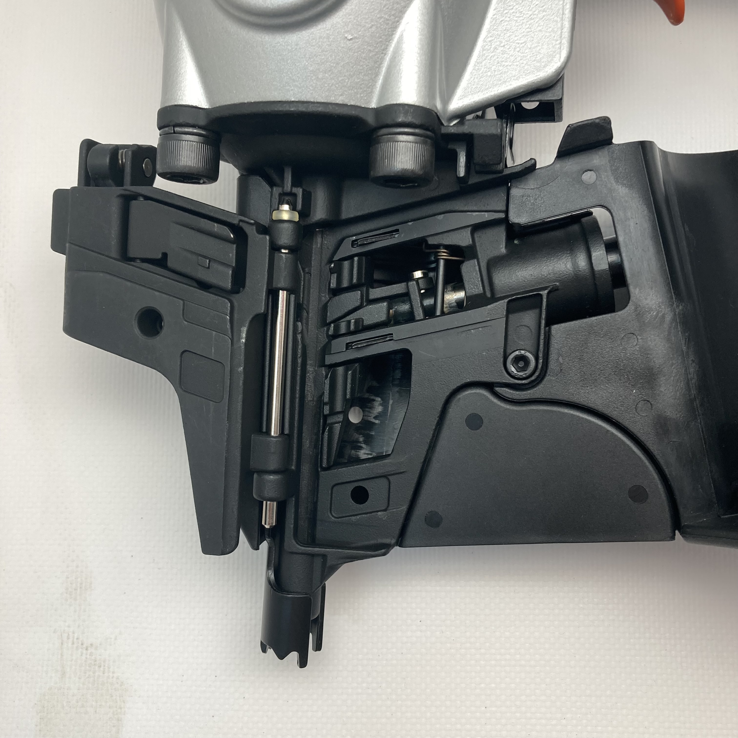 Барабанный каркасный пистолет Trusty TCN-790CS