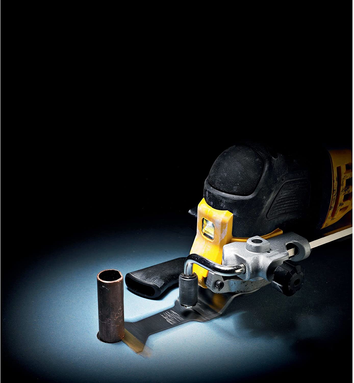 Пильное полотно DeWALT DT20702 для древесины с гвоздями 55 мм