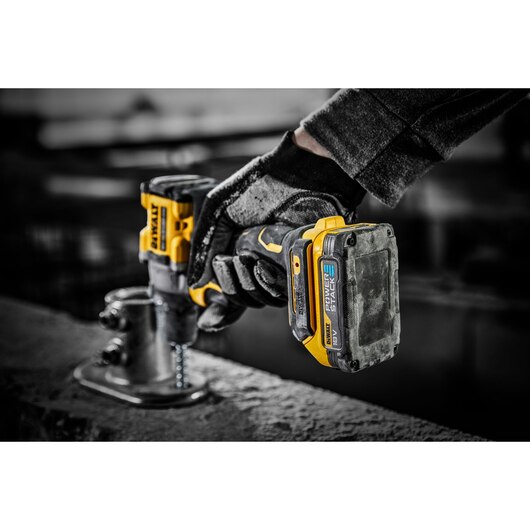 Аккумулятор DeWalt Powerstack 18V 1.7 Ач