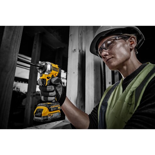Аккумуляторы DeWalt Powerstack 18V 1.7 Ач (2 шт)